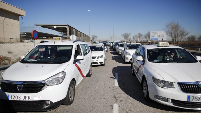 Anulado el reglamento del taxi aprobado tras la huelga de 2019