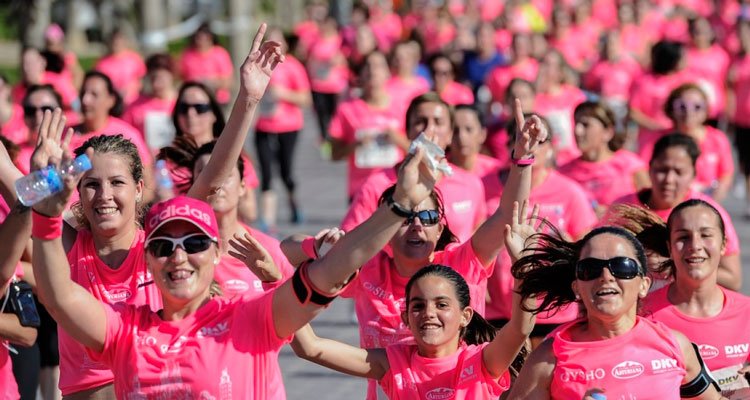 La marea rosa vuelve a la capital para luchar contra el cáncer de mama 1