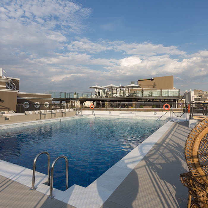 Hoteles en madrid con piscinas