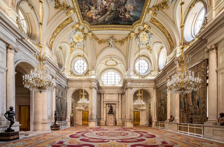 La biblioteca y el archivo del Palacio Real ya se pueden visitar