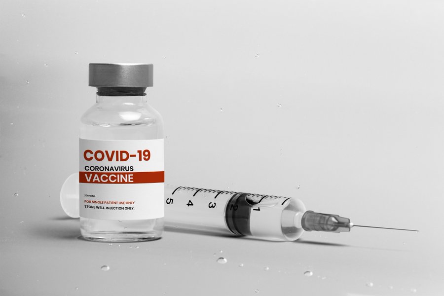 AEMPS: sólo el 0,12% de las vacunas inoculadas causa efectos secundarios graves 6