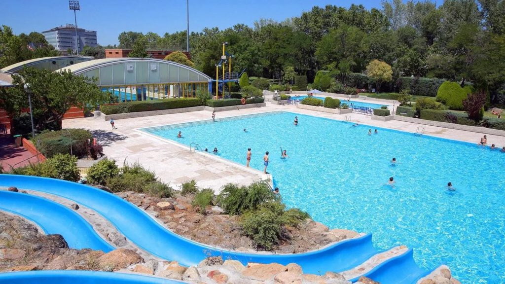10 piscinas de Madrid en las que querrás bañarte este verano 5
