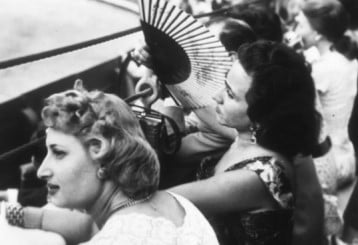 ¡Qué calor!, la exposición fotográfica veraniega de los años 30 a los 70 5