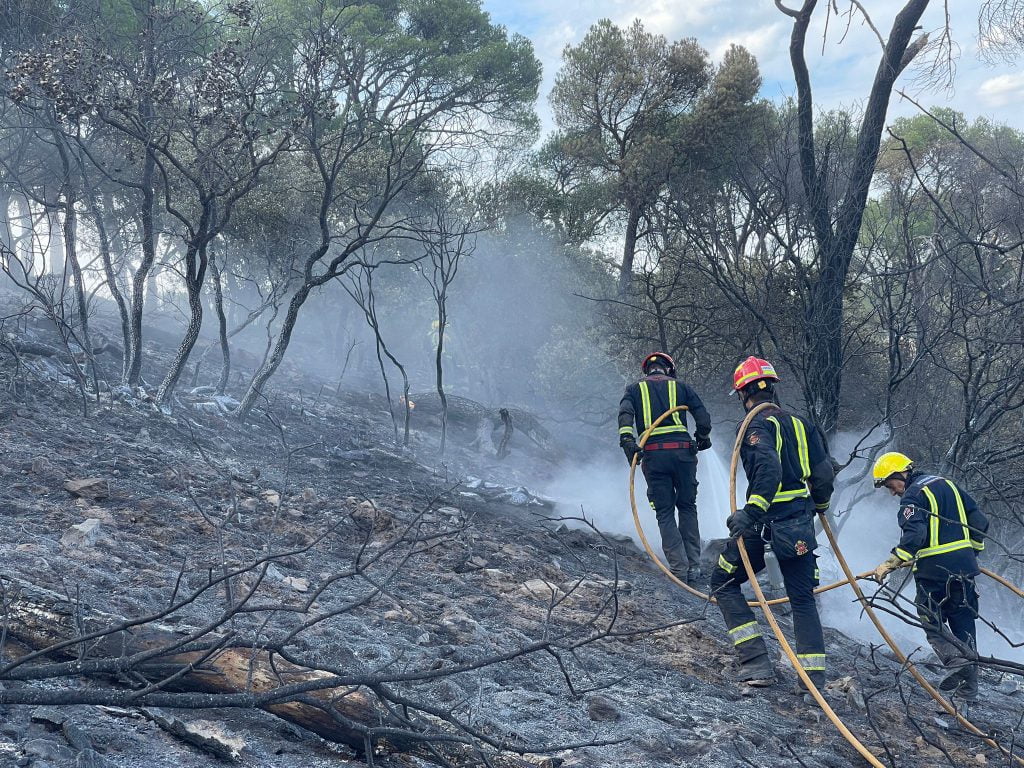 Ayuso alerta del aumento de incendios tras varios episodios graves en la región 4