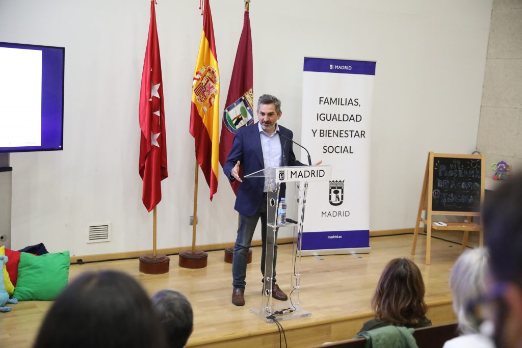 El Ayuntamiento de Madrid lucha contra el acoso escolar a través de las familias 1