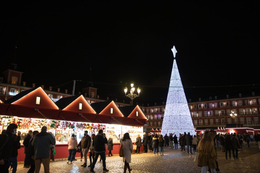 Madrid, una ciudad cubierta por la luz de Navidad 11