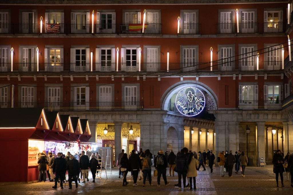 Madrid, una ciudad cubierta por la luz de Navidad 13