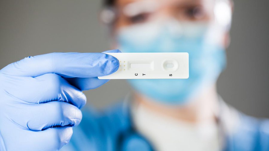 Más de 1,4 millones de test de antígenos llegan a las farmacias madrileñas 1