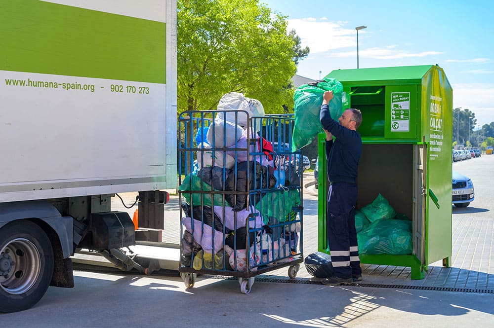 Alcorcón, líder en la recogida de residuo textil en el sur de Madrid 1