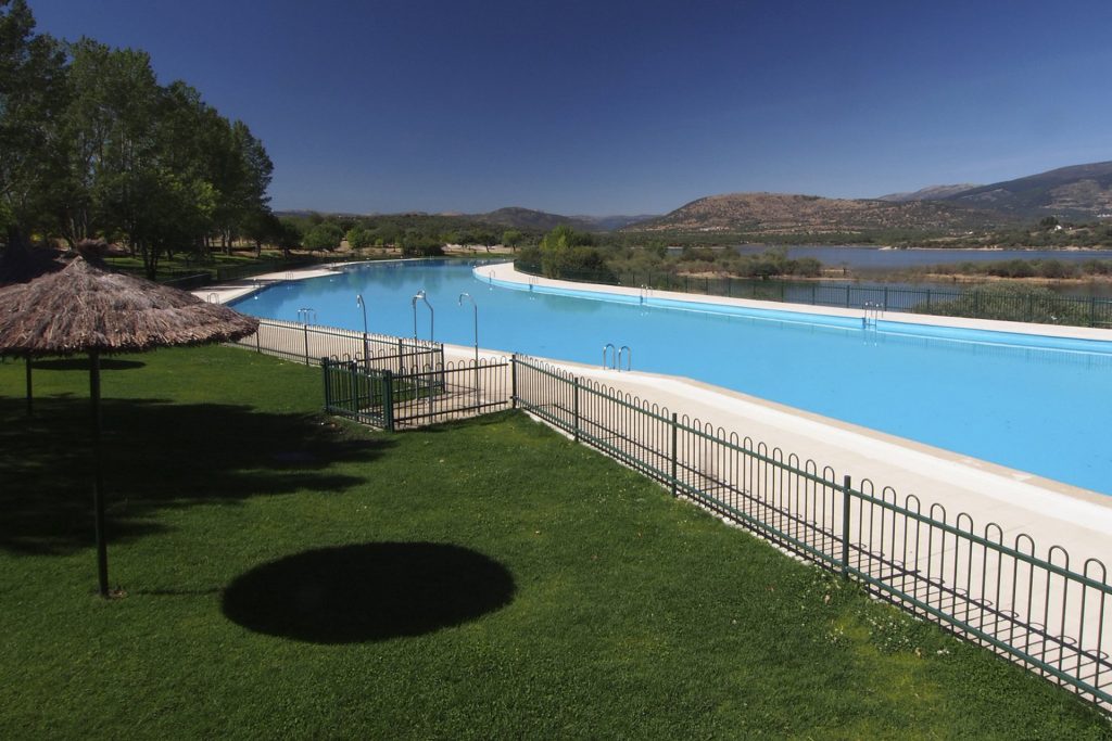 10 piscinas de Madrid en las que querrás bañarte este verano 12