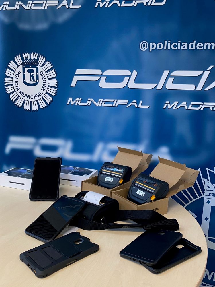 La Policía Municipal incorpora ‘tablets’ como medida de adaptación tecnológica 4