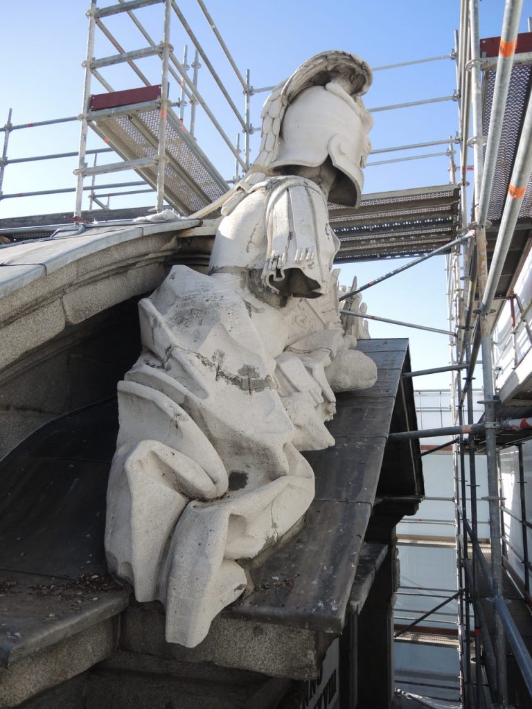 Comienzan los trabajos de restauración de la Puerta de Alcalá 19
