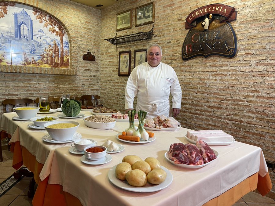 Diez restaurantes para experimentar el mejor cocido madrileño, vuelco a vuelco 8