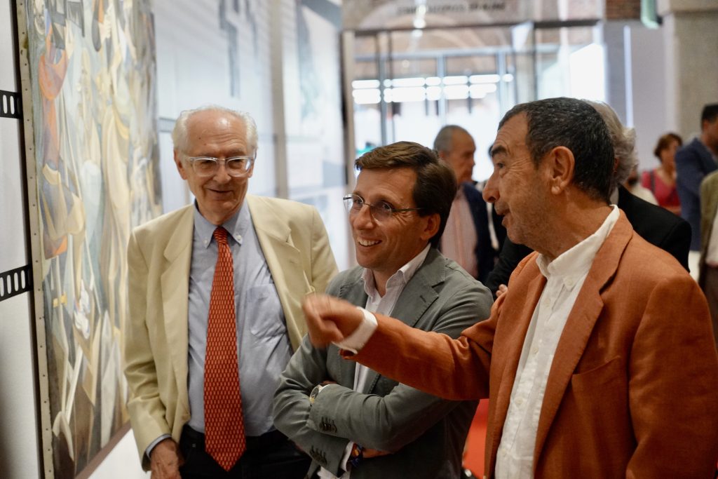 Madrid rinde homenaje a José Luis Garci con la exposición GarCine: 40 años del Óscar a 'Volver a empezar' 8