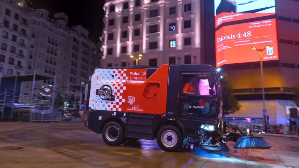 Madrid activa el dispositivo de limpieza más grande de todas las navidades hasta la fecha 1