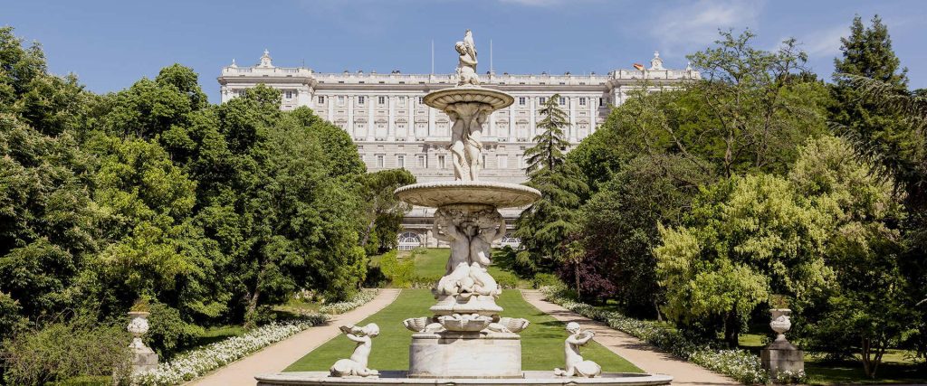 Cinco cosas que (seguramente) no sabías del Palacio Real de Madrid 1